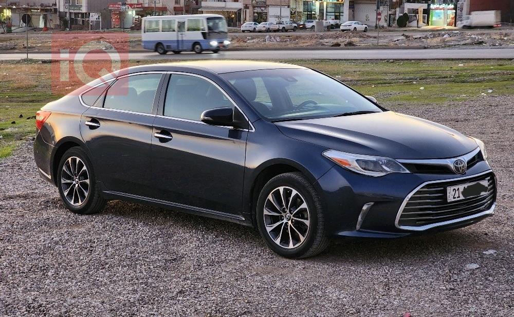 تويوتا أفالون